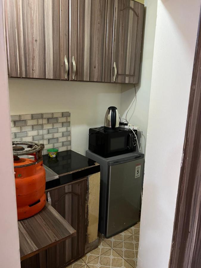 Lark Suites -Bukoto Καμπάλα Εξωτερικό φωτογραφία